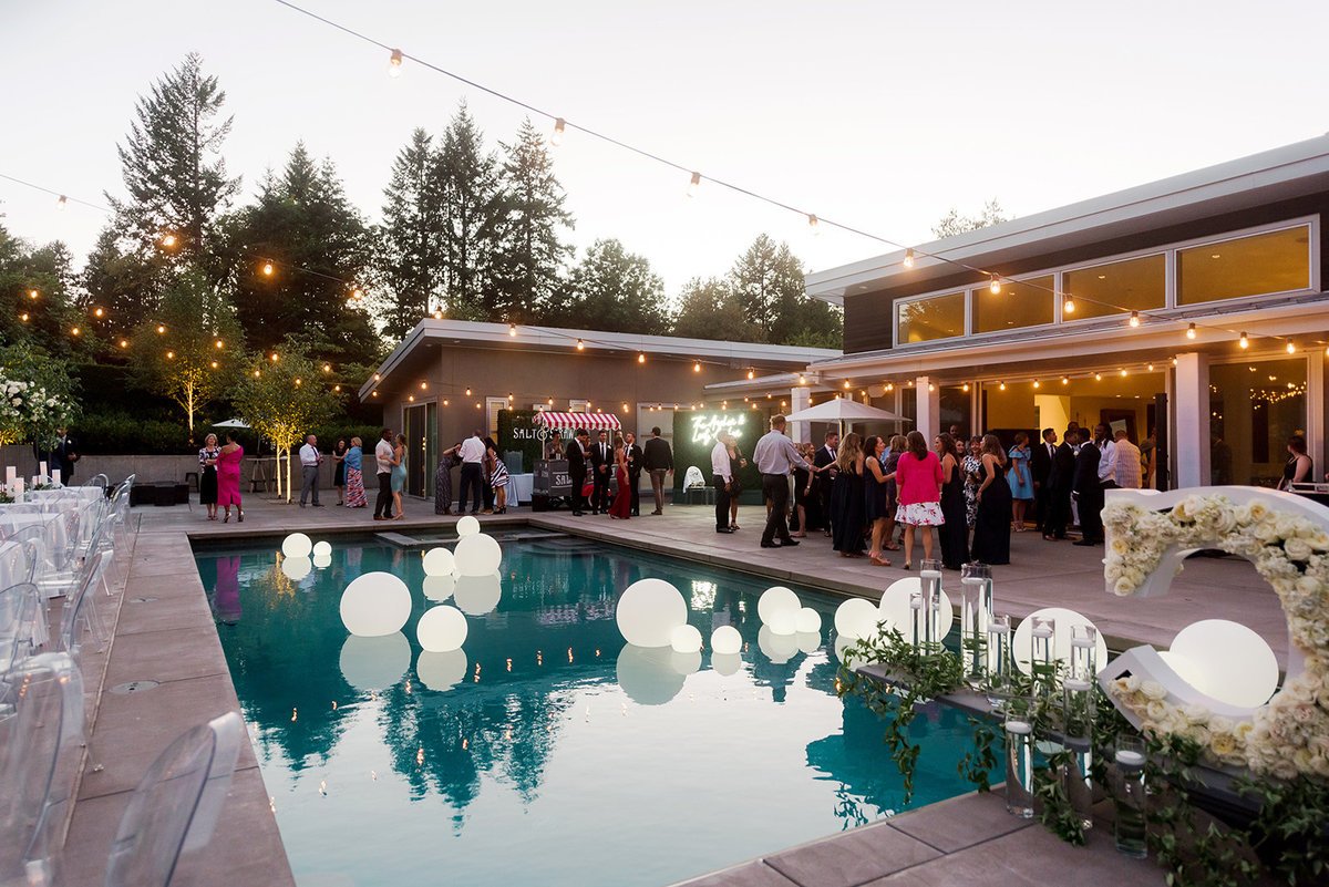 Outdoor backyard wedding at a private estate in Oregon